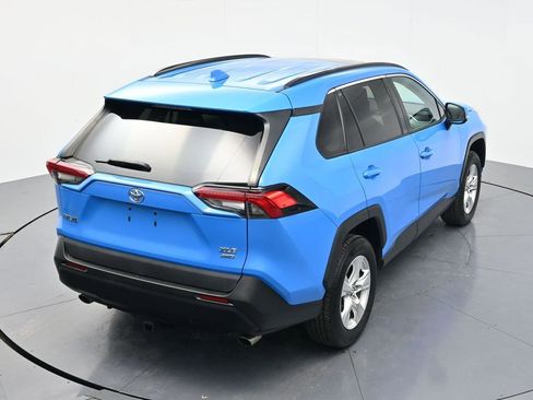 Used 2019 Toyota RAV4 XLE w/ Carpet Mat Package AWD/4WD image 41