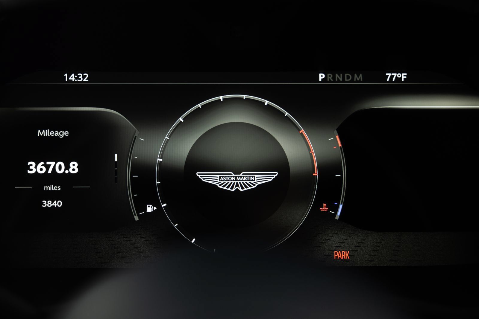 Used 2025 Aston Martin DBX 707 AWD/4WD image 12