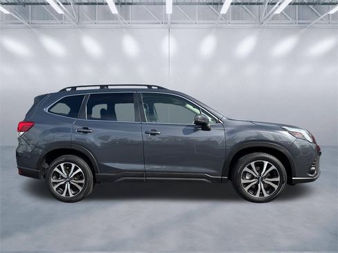 Used 2024 Subaru Forester Limited image 3