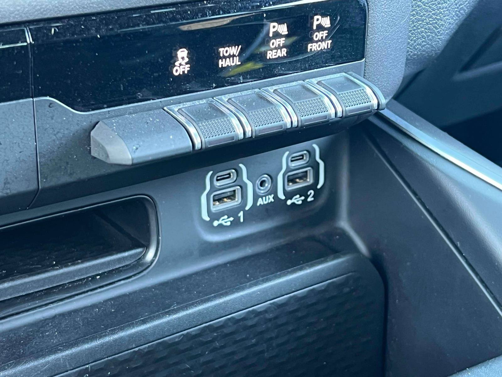 Used 2023 RAM 1500 Big Horn AWD/4WD image 16