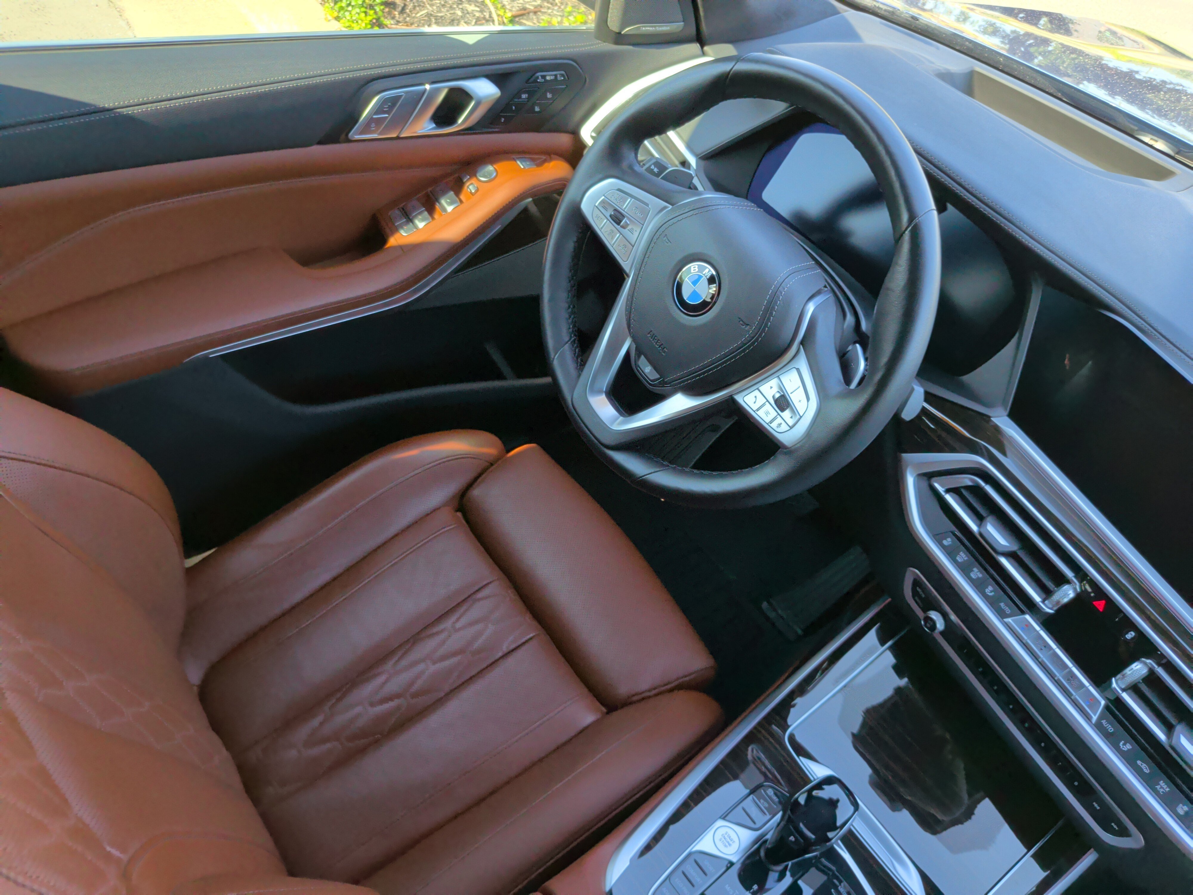 Used 2021 BMW X7 xDrive40i w/ Premium Package AWD/4WD image 36