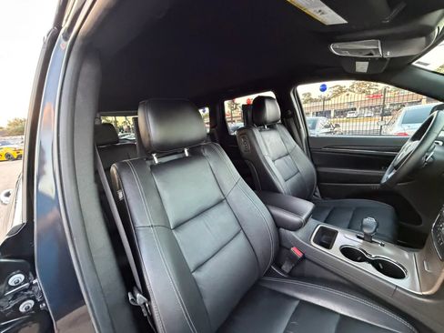 Used 2014 Jeep Grand Cherokee Limited w/ Trailer Tow Group IV RWD image 24