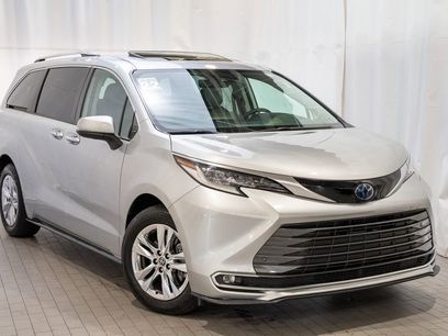 Used 2022 Toyota Sienna Limited