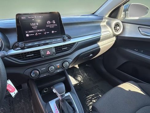 Used 2023 Kia Forte LXS image 25