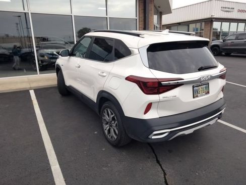 Used 2023 Kia Seltos EX AWD/4WD image 4