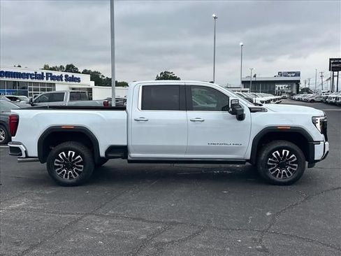 New 2026 GMC Sierra 2500 Denali Ultimate AWD/4WD image 14