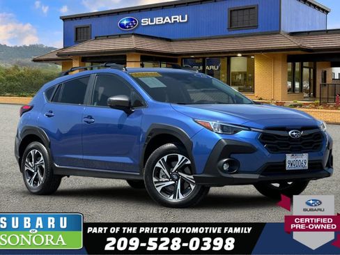 Used 2025 Subaru Crosstrek 2.5i Premium AWD/4WD image 1