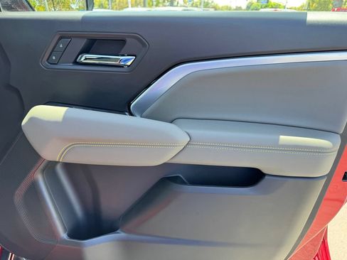New 2026 Chevrolet Colorado ZR2 w/ ZR2 Bison Edition AWD/4WD image 9