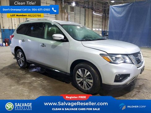 Used 2020 Nissan Pathfinder SV image 5