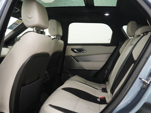 Used 2019 Land Rover Range Rover Velar R-Dynamic SE AWD/4WD image 15