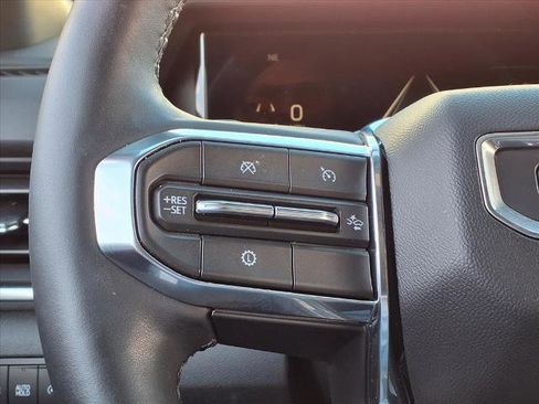 Certified 2025 GMC Terrain Elevation w/ Elevation Premium Package image 12