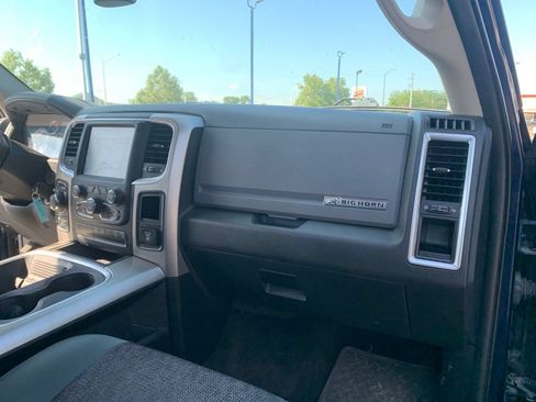 Used 2017 RAM 1500 Big Horn AWD/4WD image 30