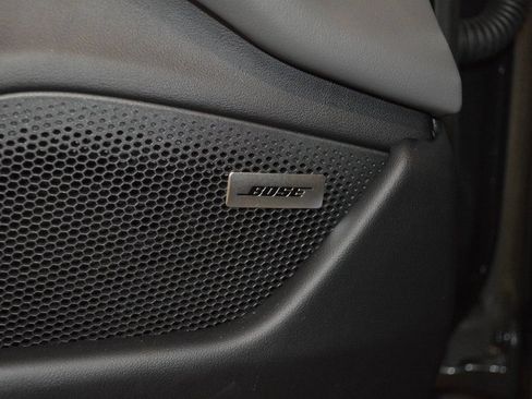 Used 2025 Porsche Taycan AWD/4WD image 19