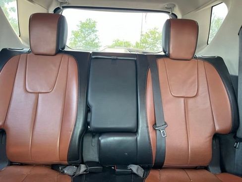 Used 2016 Chevrolet Equinox LTZ w/ Enhanced Convenience Package FWD image 27