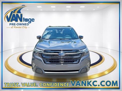 Used 2026 Subaru Forester Touring AWD/4WD image 2