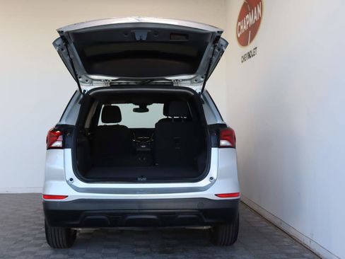 Used 2022 Chevrolet Equinox LS w/ LS Convenience Package image 5