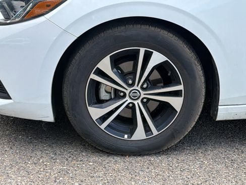 Used 2022 Nissan Sentra SV FWD image 9