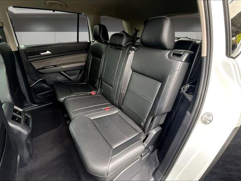 Used 2023 Volkswagen Atlas SE FWD image 22