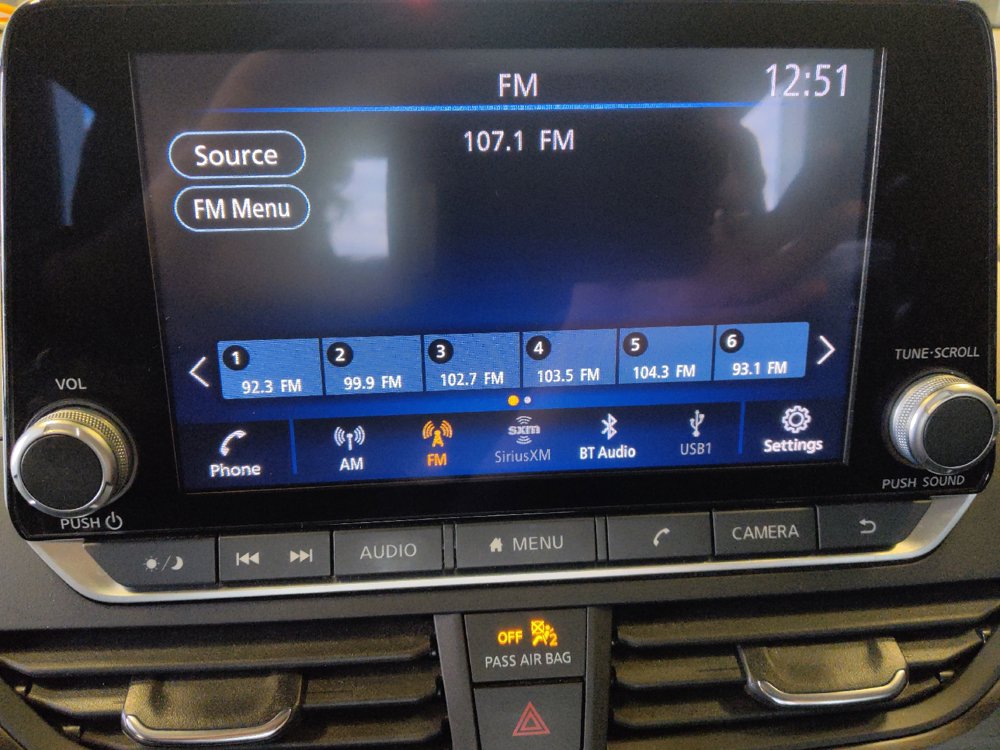 Used 2023 Nissan Altima 2.5 SV AWD/4WD image 25