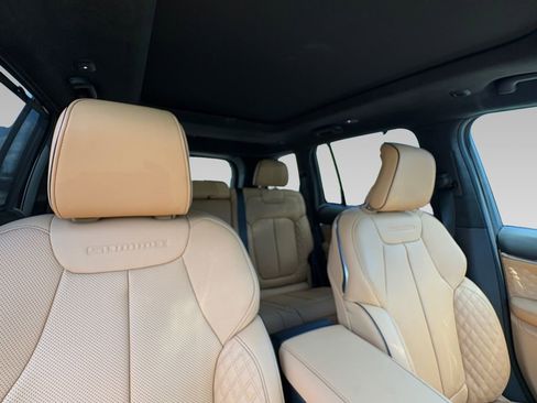 New 2026 Jeep Grand Cherokee Summit AWD/4WD image 5