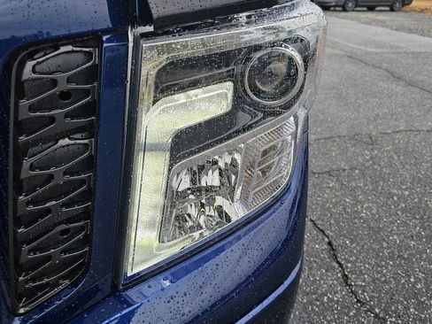 Used 2019 Nissan Titan PRO-4X image 21