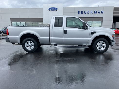 Used 2010 Ford F250 XLT RWD image 9