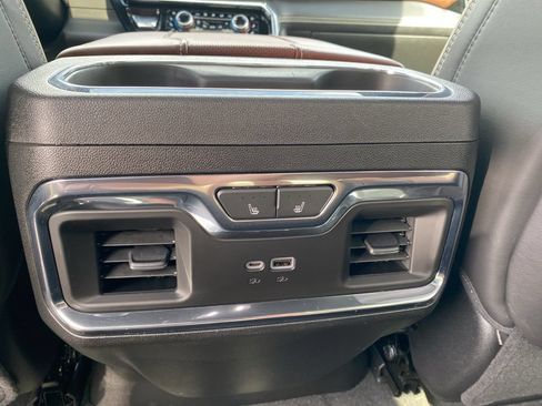Used 2023 GMC Sierra 1500 Denali Ultimate AWD/4WD image 29