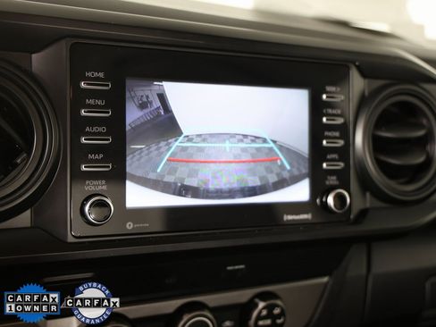 Used 2022 Toyota Tacoma SR image 17