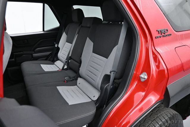 Used 2025 Toyota 4Runner TRD Off-Road AWD/4WD image 27