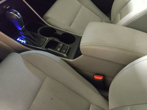 Used 2017 Hyundai Tucson SE AWD/4WD image 26