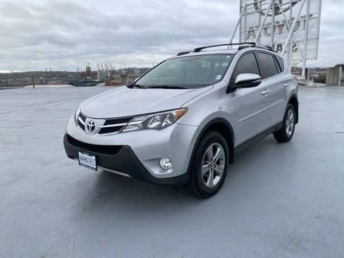 Used 2015 Toyota RAV4 XLE image 4