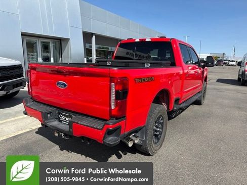 Used 2023 Ford F250 Lariat w/ Lariat Ultimate Package AWD/4WD image 7