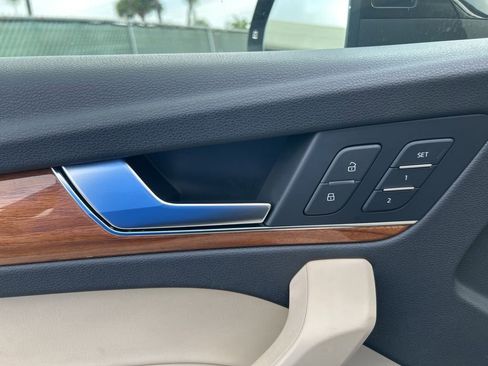 Used 2022 Audi Q5 2.0T Premium Plus image 39