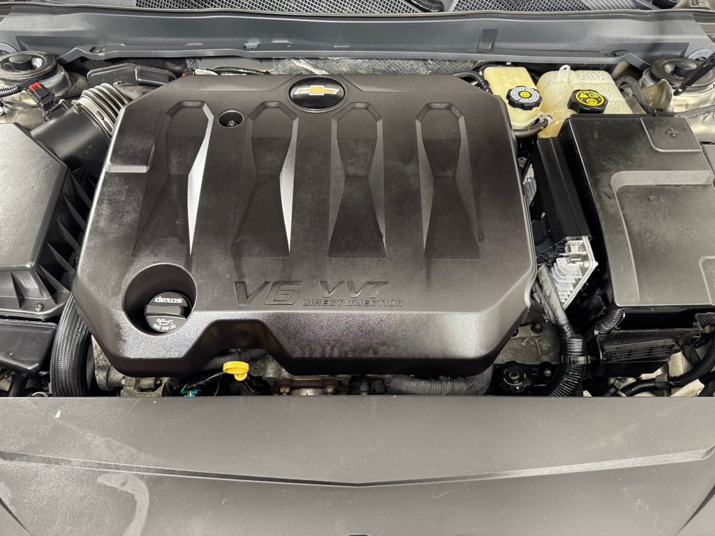 Used 2018 Chevrolet Impala LT w/ LT Convenience Package FWD image 26