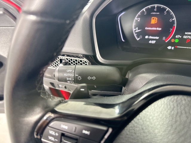 Used 2025 Honda Civic Sport image 16