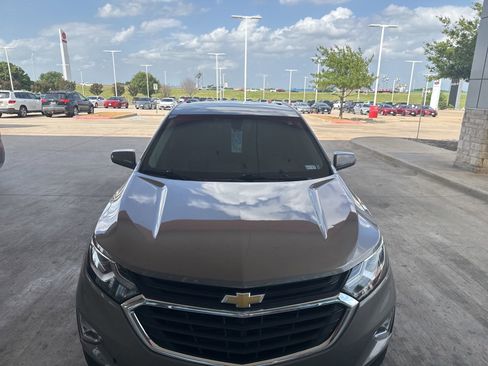 Used 2019 Chevrolet Equinox LT FWD image 28