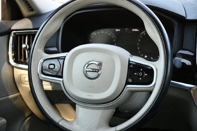 Used 2018 Volvo S90 T5 Momentum w/ Momentum Plus Package AWD/4WD image 19