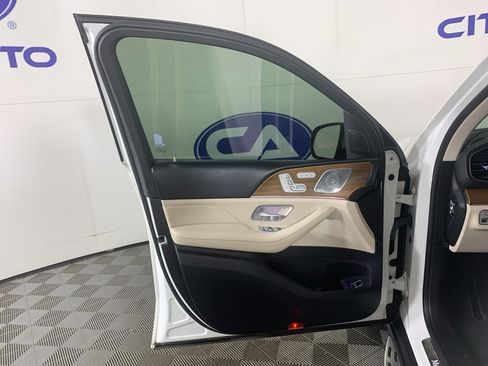 Used 2021 Mercedes-Benz GLS 450 4MATIC image 13