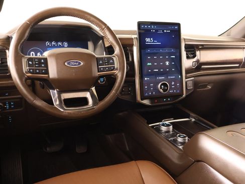 Used 2022 Ford Expedition Max King Ranch AWD/4WD image 2