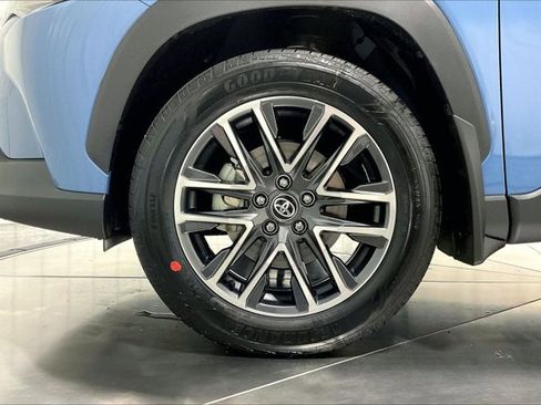 New 2026 Toyota Corolla Cross XLE AWD/4WD image 12