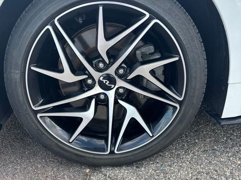 Used 2023 Kia Stinger GT-Line AWD/4WD image 9