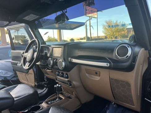 Used 2014 Jeep Wrangler Unlimited Sahara w/ Max Tow Package image 18