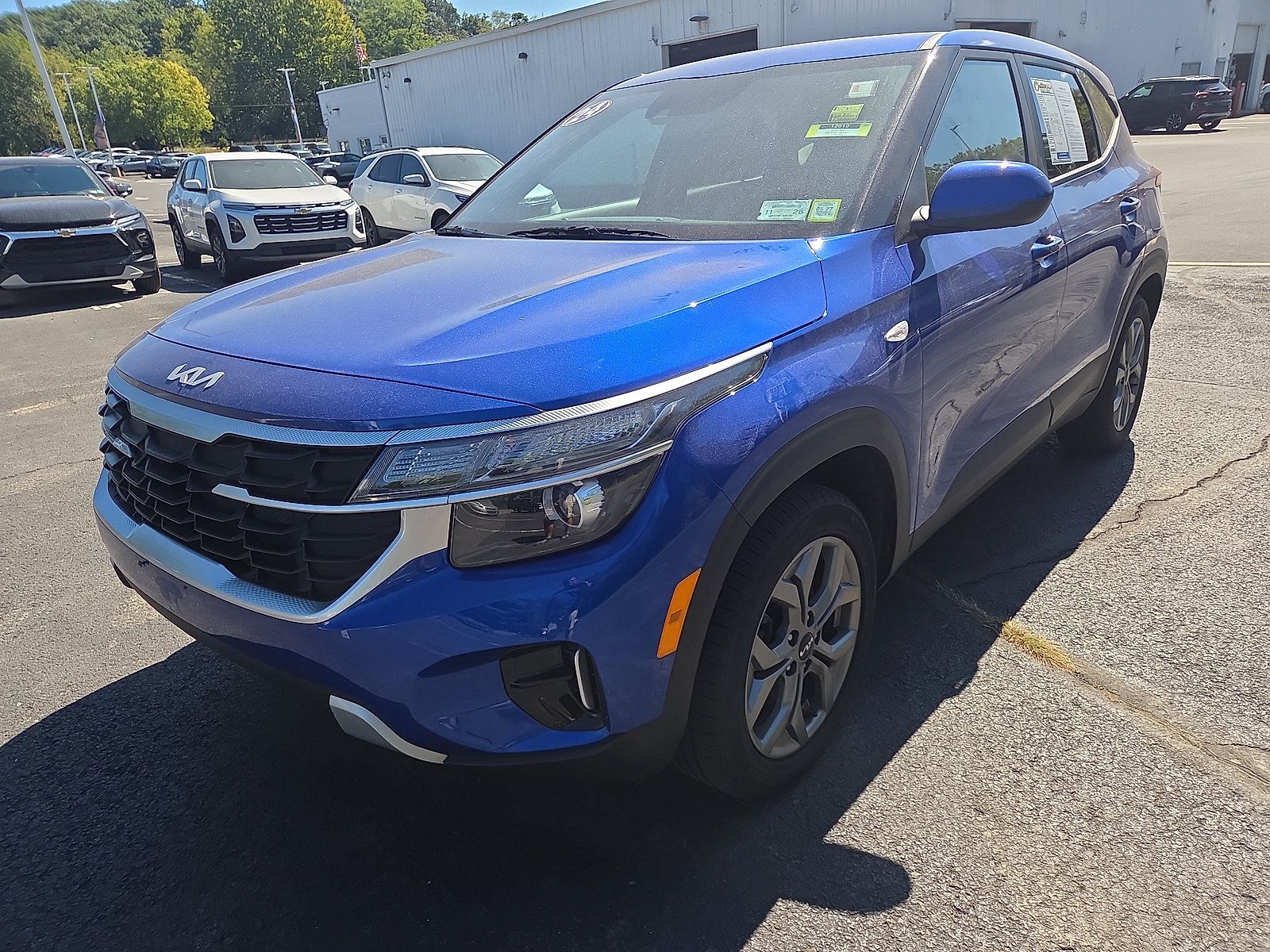 Used 2024 Kia Seltos LX AWD/4WD image 7