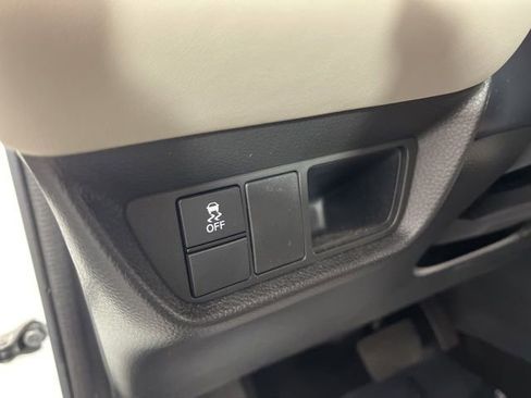 Used 2023 Honda HR-V LX image 32