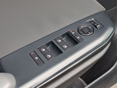 Used 2025 Kia K4 FWD image 15