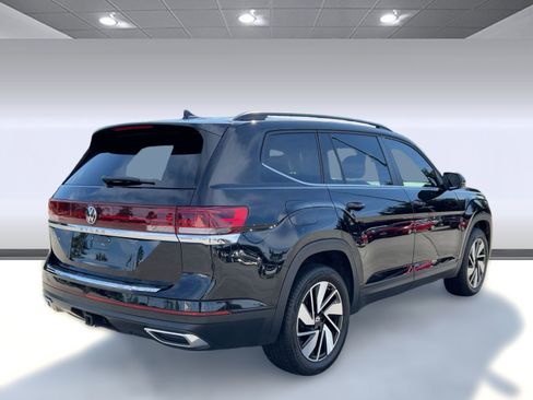 Used 2024 Volkswagen Atlas SE image 9