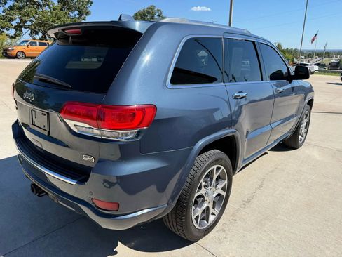 Used 2019 Jeep Grand Cherokee Overland image 9