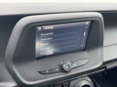 Used 2018 Chevrolet Camaro LT image 17