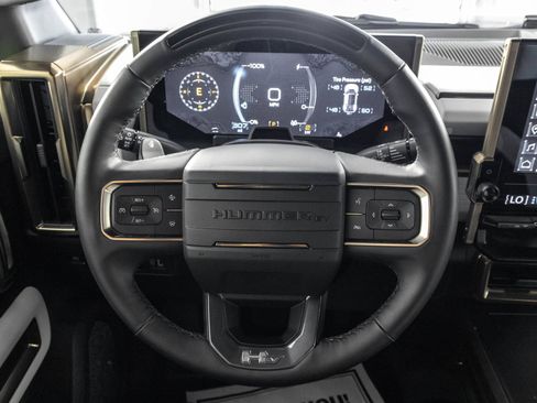 Used 2025 GMC Hummer EV 3X AWD/4WD image 28