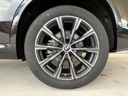 New 2026 BMW X5 sDrive40i w/ M Sport Package image 7